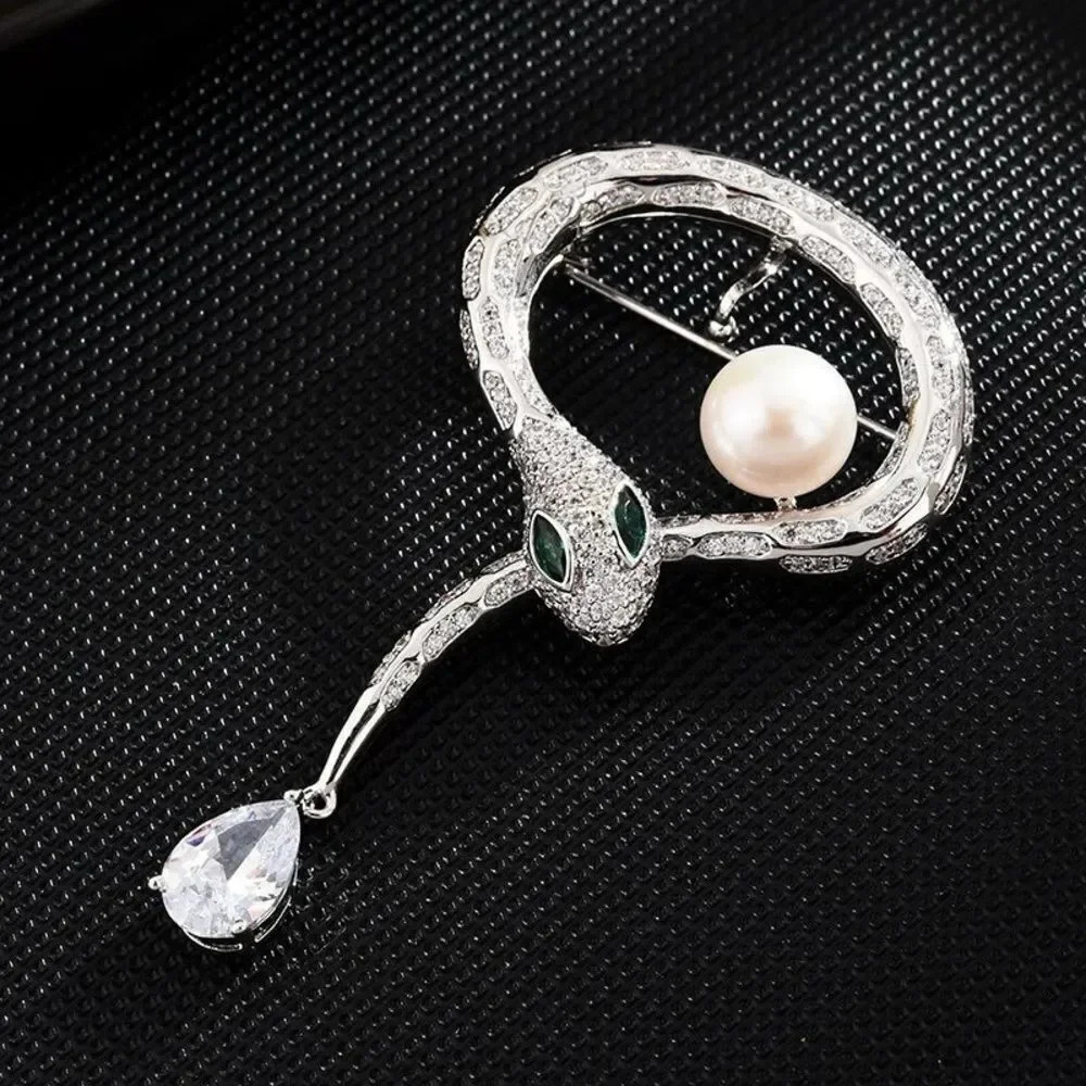 VQ Snake Brooch - Picture 2 of 7